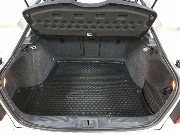 Skoda Octavia II (A5) Рестайлинг с пробегом 2011 года, цена 599 000 рублей, 315731 км, лифтбек, Автокод Объявления