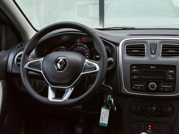 Renault Sandero II Рестайлинг с пробегом 2019 года, цена 1 199 000 рублей, 78977 км, хэтчбек, Автокод Объявления