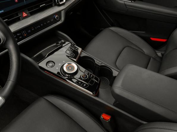 Kia Sportage V с пробегом 2022 года, цена 3 980 000 рублей, 20026 км, внедорожник, Автокод Объявления