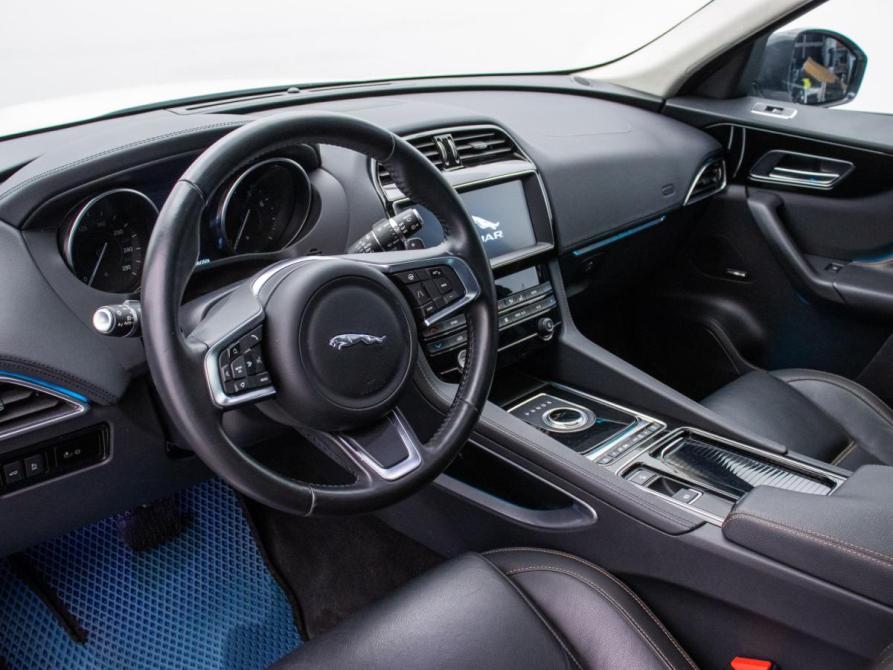 Jaguar F-Pace I Москва  - изображение 10