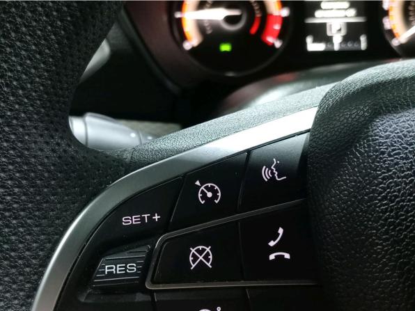 Lada (ВАЗ) Vesta I Рестайлинг (NG) с пробегом 2025 года, цена 1 350 000 рублей, 21239 км, универсал, Автокод Объявления
