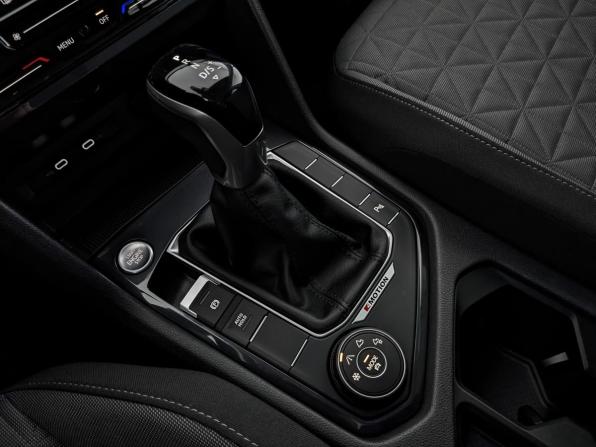 Volkswagen Tiguan II Рестайлинг с пробегом 2021 года, цена 3 825 000 рублей, 17314 км, внедорожник, Автокод Объявления
