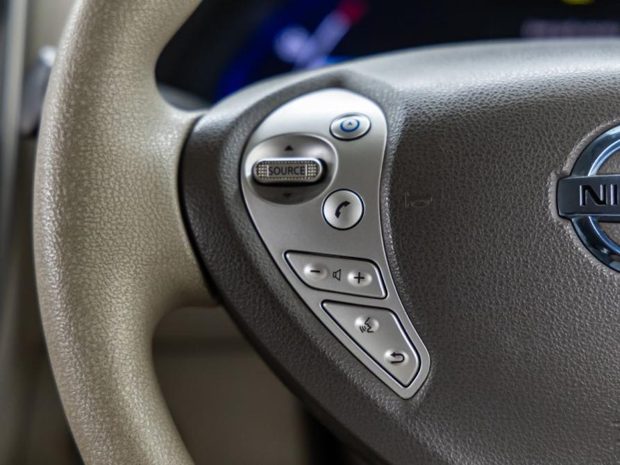Nissan Leaf I (ZE0/AZE0) Волгоград  - изображение 18