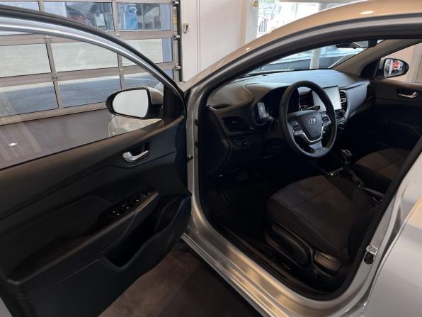 Hyundai Solaris II Рестайлинг с пробегом 2021 года, цена 1 533 000 рублей, 135001 км, седан, Автокод Объявления