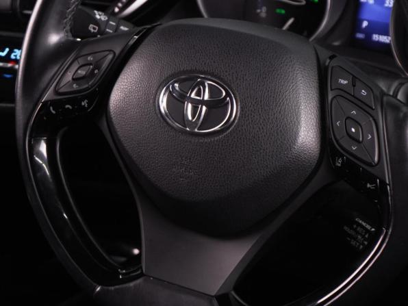 Toyota C-HR I с пробегом 2017 года, цена 1 669 000 рублей, 151052 км, внедорожник, Автокод Объявления