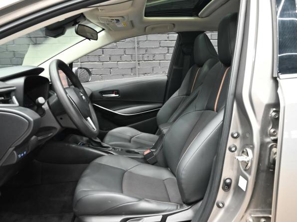 Toyota Levin XII (E210) Рестайлинг с пробегом 2023 года, цена 2 820 000 рублей, 5131 км, седан, Автокод Объявления