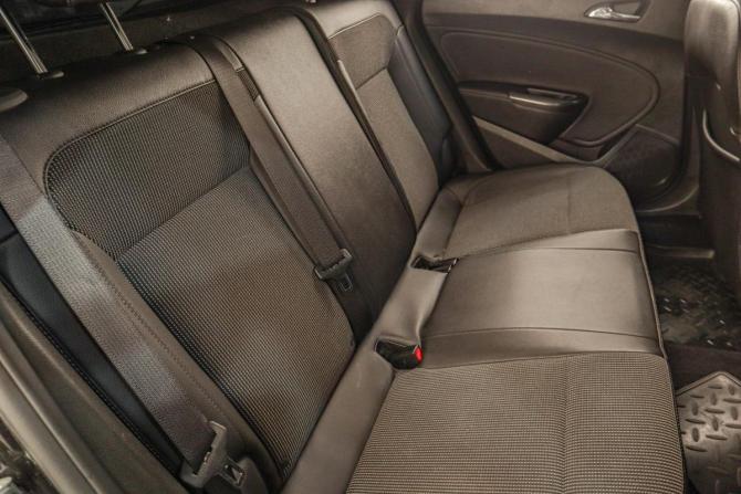 Opel Astra J с пробегом 2012 года, цена 869 000 рублей, 153000 км, хэтчбек, Автокод Объявления