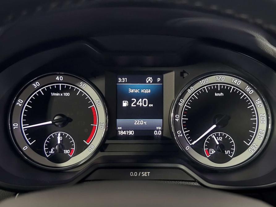 Skoda Octavia III (A7) Рестайлинг Санкт-Петербург  - изображение 14