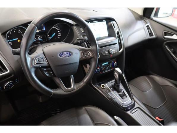 Ford Focus III Рестайлинг с пробегом 2018 года, цена 1 082 000 рублей, 202902 км, хэтчбек, Автокод Объявления