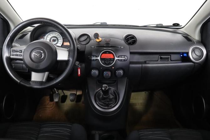 Mazda 2 II (DE) с пробегом 2008 года, цена 449 000 рублей, 220000 км, хэтчбек, Автокод Объявления