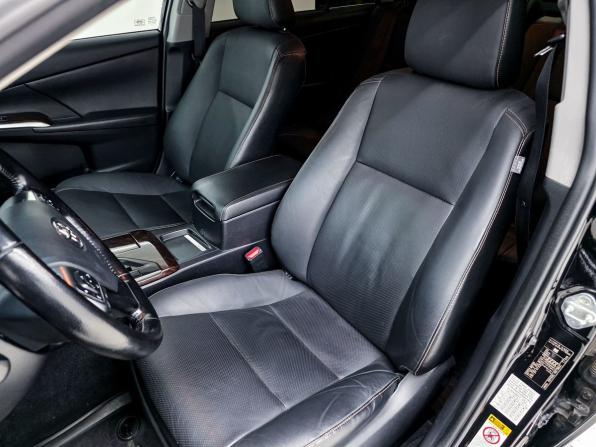 Toyota Camry VII (XV50) Рестайлинг с пробегом 2015 года, цена 2 200 000 рублей, 117988 км, седан, Автокод Объявления