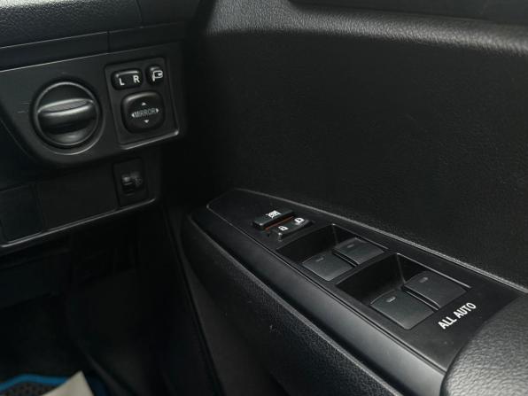Toyota Corolla XI (E160 E170 E180) Рестайлинг 1 с пробегом 2015 года, цена 1 090 000 рублей, 153580 км, универсал, Автокод Объявления