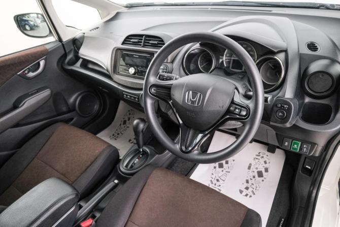 Honda Fit Shuttle I Рестайлинг с пробегом 2014 года, цена 899 000 рублей, 115830 км, универсал, Автокод Объявления