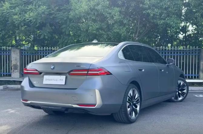 BMW i5 с пробегом 2025 года, цена 8 490 000 рублей, 17750 км, седан, Автокод Объявления