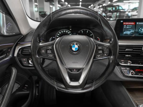 BMW 5 серии VII (G30/G31/G38) с пробегом 2017 года, цена 3 290 000 рублей, 108250 км, седан, Автокод Объявления