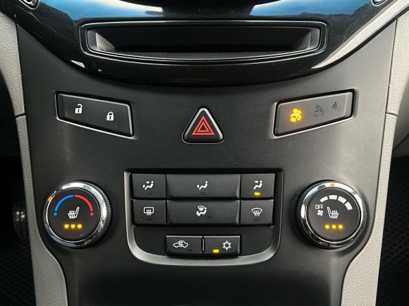 Chevrolet Orlando I с пробегом 2012 года, цена 850 000 рублей, 166108 км, компактвэн, Автокод Объявления