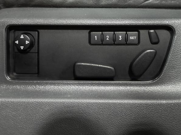 Volkswagen Touareg I Рестайлинг с пробегом 2008 года, цена 1 249 777 рублей, 240000 км, внедорожник, Автокод Объявления