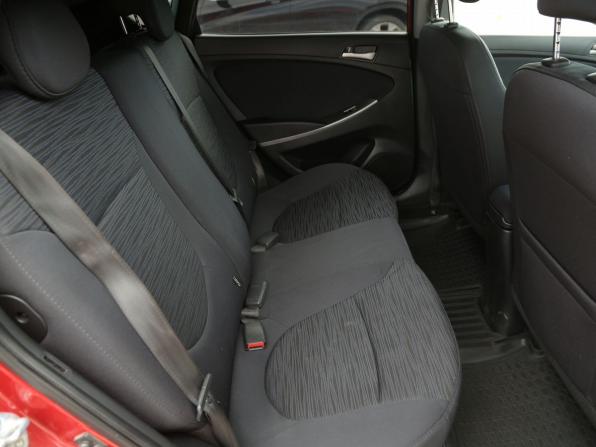 Hyundai Solaris I Рестайлинг с пробегом 2015 года, цена 965 000 рублей, 96000 км, хэтчбек, Автокод Объявления