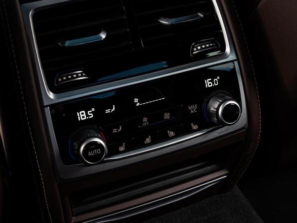 BMW 7 серии VI (G11/G12) Рестайлинг с пробегом 2020 года, цена 7 345 000 рублей, 79262 км, седан, Автокод Объявления