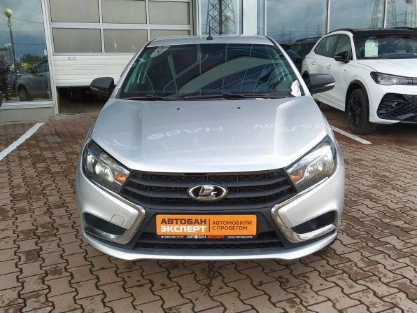Lada (ВАЗ) Vesta I с пробегом 2021 года, цена 909 000 рублей, 117055 км, седан, Автокод Объявления