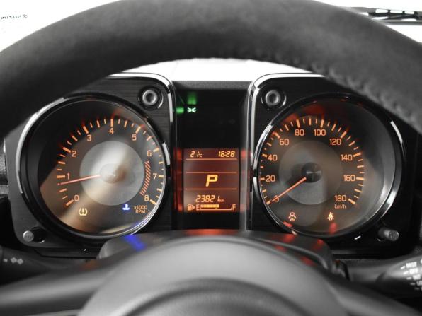 Suzuki Jimny IV с пробегом 2020 года, цена 3 396 900 рублей, 23821 км, внедорожник, Автокод Объявления