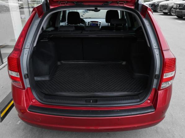 Kia Ceed II с пробегом 2012 года, цена 998 000 рублей, 158456 км, универсал, Автокод Объявления