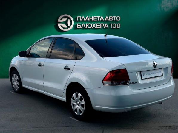 Volkswagen Polo V Рестайлинг с пробегом 2015 года, цена 710 000 рублей, 169711 км, седан, Автокод Объявления