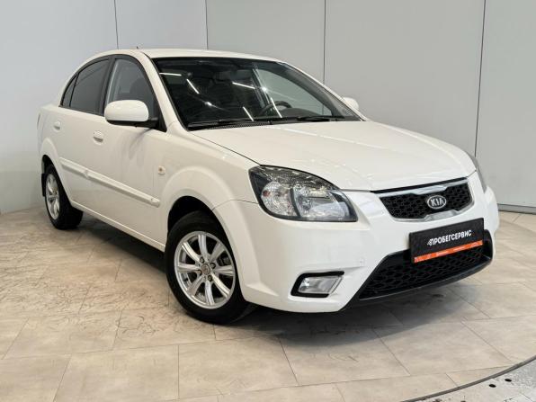 Kia Rio II Рестайлинг с пробегом 2011 года, цена 650 000 рублей, 218730 км, седан, Автокод Объявления