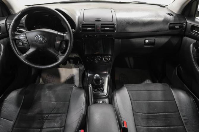 Toyota Avensis II Рестайлинг с пробегом 2006 года, цена 619 000 рублей, 330000 км, седан, Автокод Объявления