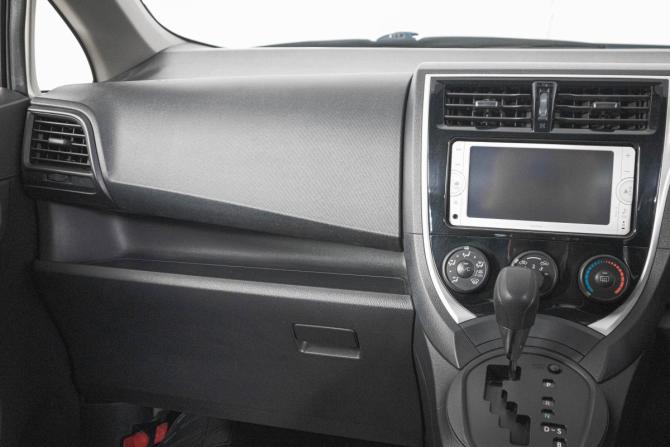 Toyota Ractis II с пробегом 2014 года, цена 939 000 рублей, 121600 км, хэтчбек, Автокод Объявления