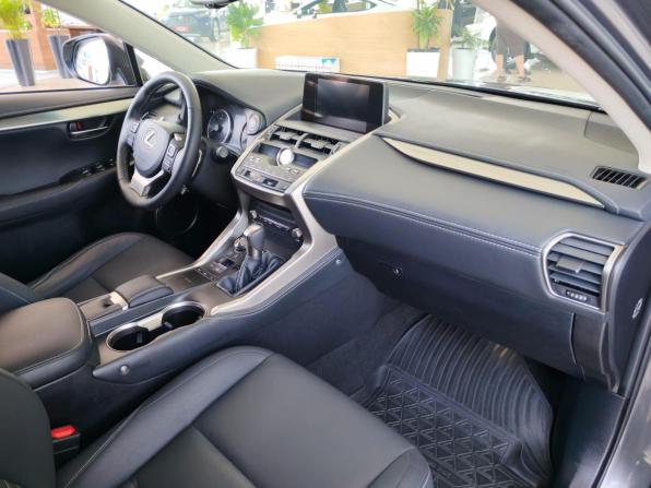 Lexus NX I Рестайлинг с пробегом 2019 года, цена 3 880 000 рублей, 42393 км, внедорожник, Автокод Объявления