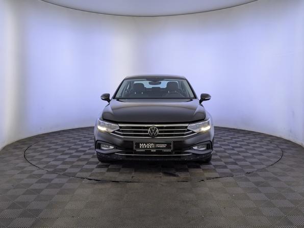 Volkswagen Passat B8 Рестайлинг с пробегом 2020 года, цена 2 500 000 рублей, 33972 км, седан, Автокод Объявления