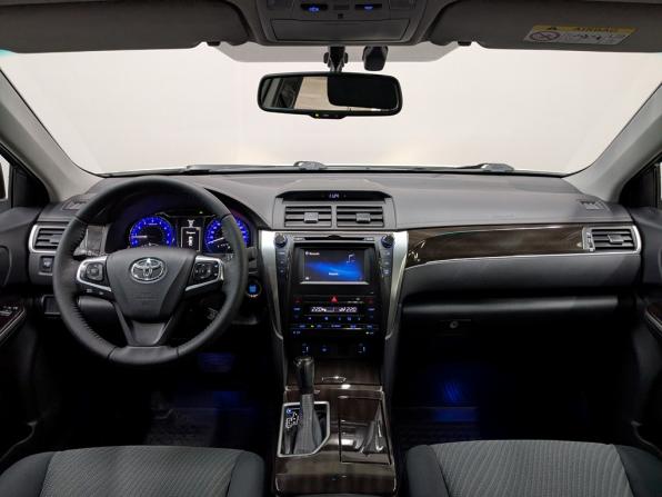 Toyota Camry VII (XV50) Рестайлинг с пробегом 2016 года, цена 2 370 000 рублей, 64359 км, седан, Автокод Объявления