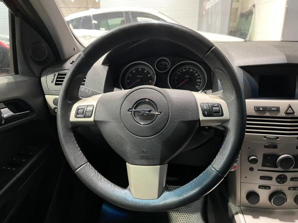 Opel Astra H Рестайлинг с пробегом 2008 года, цена 460 000 рублей, 107654 км, хэтчбек, Автокод Объявления