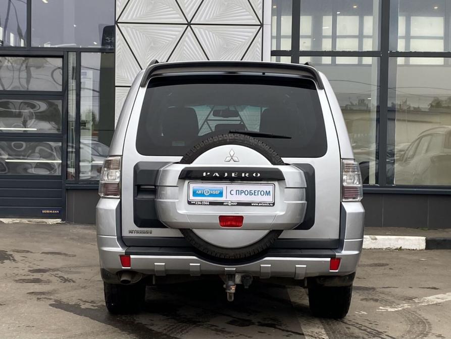 Mitsubishi Pajero IV Рестайлинг 1 Москва  - изображение 6