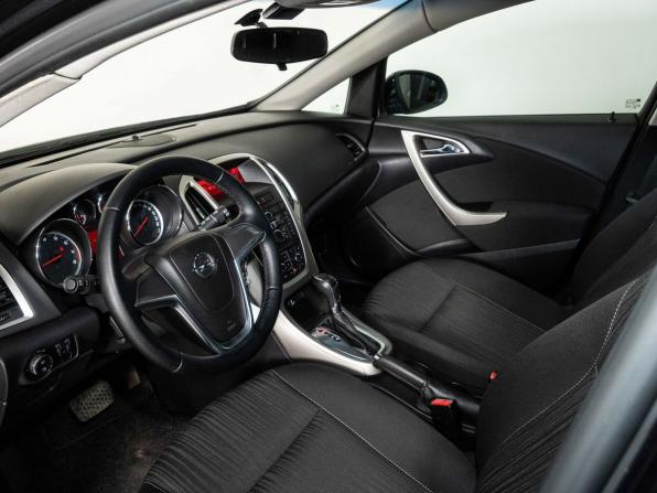 Opel Astra J с пробегом 2011 года, цена 698 000 рублей, 134000 км, хэтчбек, Автокод Объявления