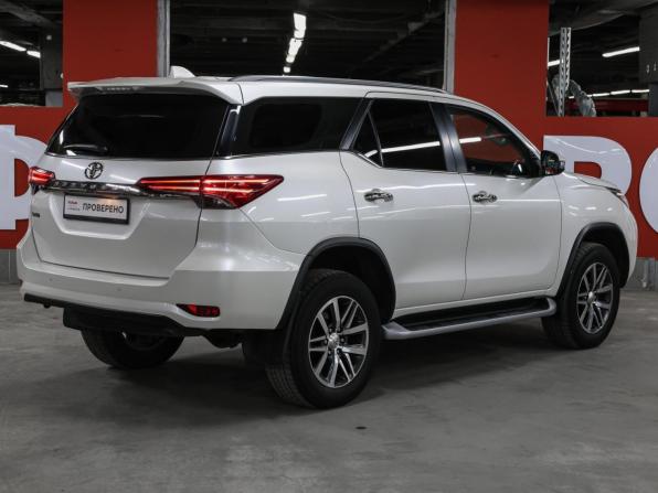 Toyota Fortuner II с пробегом 2018 года, цена 3 949 000 рублей, 115733 км, внедорожник, Автокод Объявления