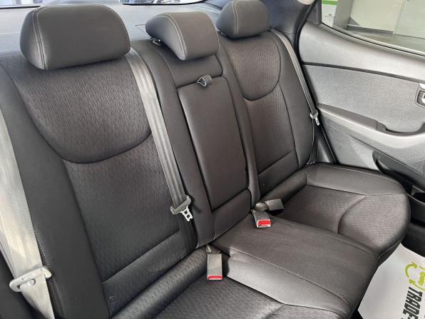 Hyundai Elantra V (MD) с пробегом 2012 года, цена 845 000 рублей, 244354 км, седан, Автокод Объявления