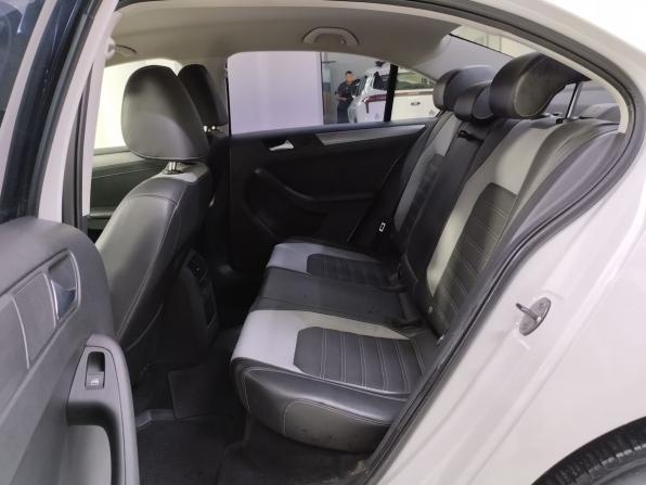 Volkswagen Jetta VI с пробегом 2012 года, цена 920 000 рублей, 235104 км, седан, Автокод Объявления