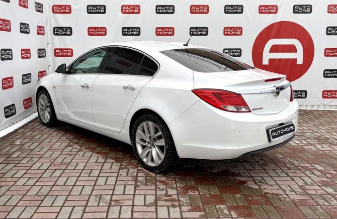 Opel Insignia I Рестайлинг с пробегом 2013 года, цена 699 990 рублей, 205000 км, седан, Автокод Объявления