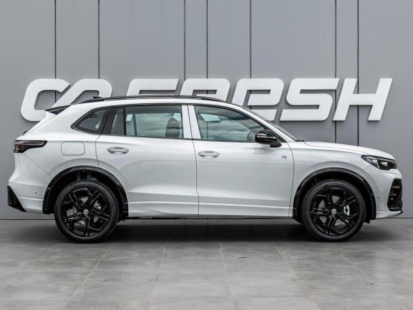 Volkswagen Tiguan III (China Market) с пробегом 2026 года, цена 4 749 000 рублей, 45 км, внедорожник, Автокод Объявления