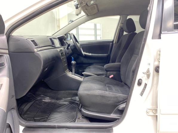 Toyota Corolla IX (E120 E130) Рестайлинг с пробегом 2005 года, цена 640 000 рублей, 240196 км, хэтчбек, Автокод Объявления