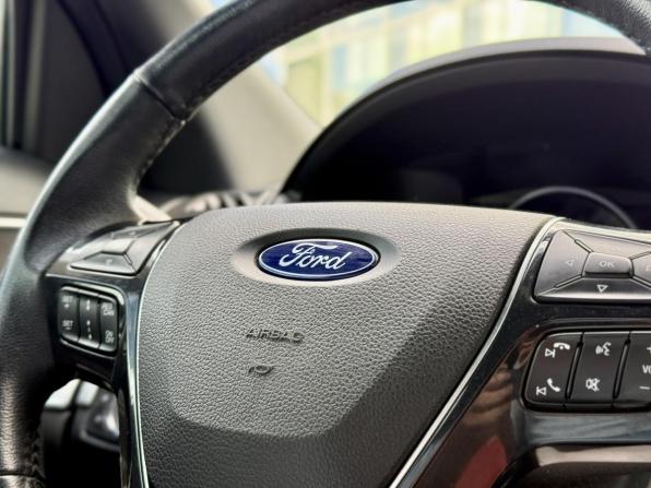 Ford Explorer V Рестайлинг с пробегом 2017 года, цена 2 315 000 рублей, 220288 км, внедорожник, Автокод Объявления