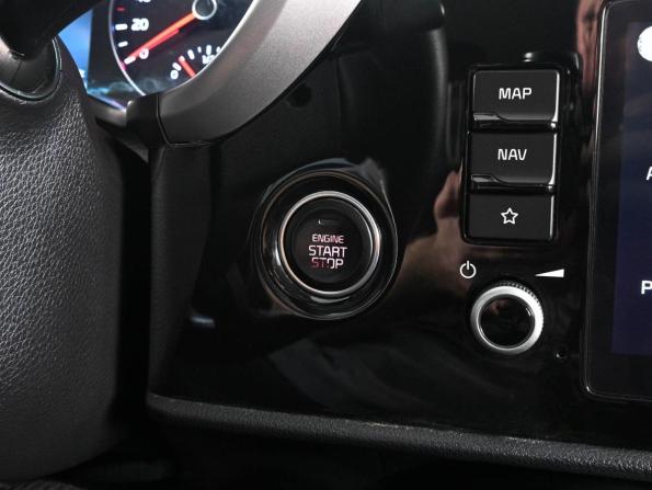 Kia Rio IV Рестайлинг с пробегом 2020 года, цена 1 689 000 рублей, 89525 км, седан, Автокод Объявления