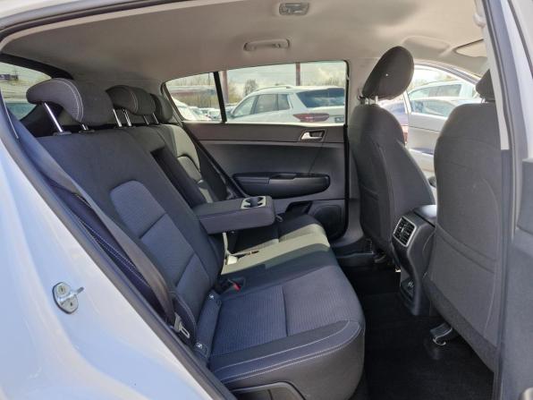 Kia Sportage IV Рестайлинг с пробегом 2018 года, цена 2 259 000 рублей, 80438 км, внедорожник, Автокод Объявления