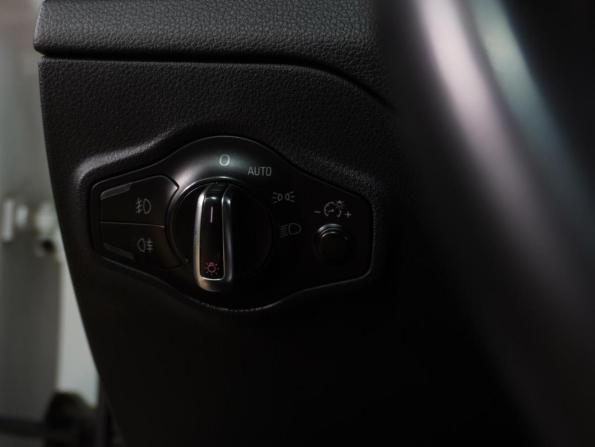 Audi Q5 I (8R) с пробегом 2010 года, цена 1 499 000 рублей, 236361 км, внедорожник, Автокод Объявления