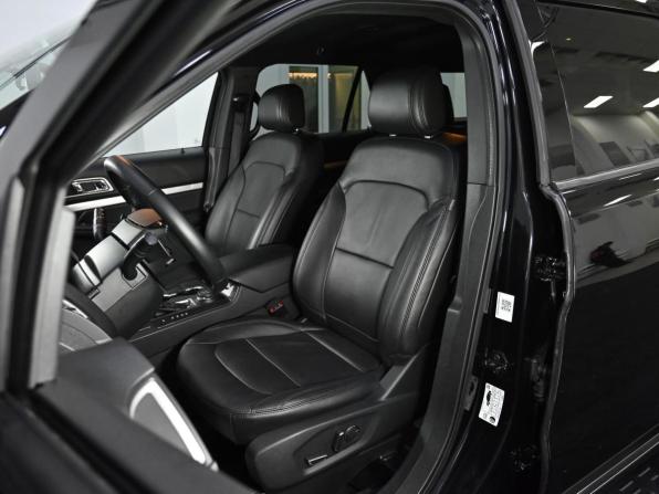 Ford Explorer V Рестайлинг с пробегом 2017 года, цена 2 049 000 рублей, 127000 км, внедорожник, Автокод Объявления