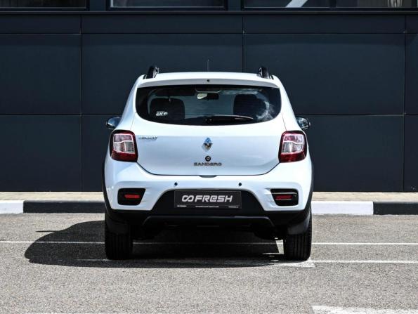 Renault Sandero II Рестайлинг с пробегом 2019 года, цена 750 000 рублей, 89178 км, хэтчбек, Автокод Объявления