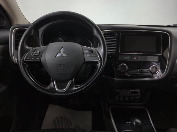 Mitsubishi Outlander III Рестайлинг 2 с пробегом 2017 года, цена 1 865 000 рублей, 155312 км, внедорожник, Автокод Объявления