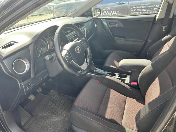 Toyota Auris II с пробегом 2013 года, цена 895 000 рублей, 304058 км, хэтчбек, Автокод Объявления